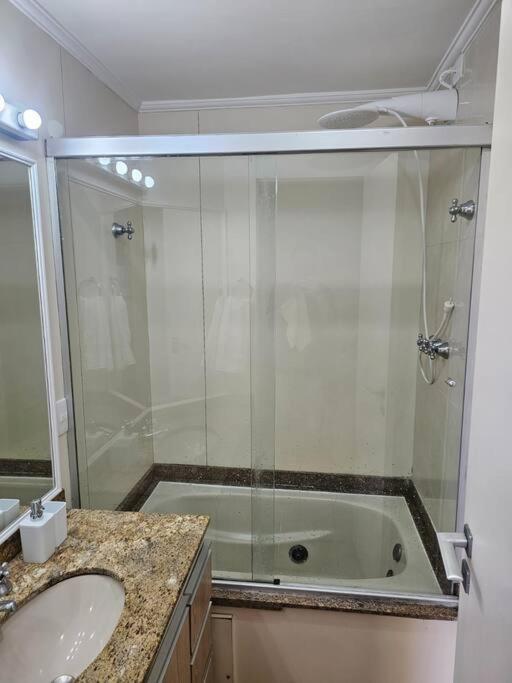 Flat Capitania Varam 143 Pitangueiras 과루자 외부 사진